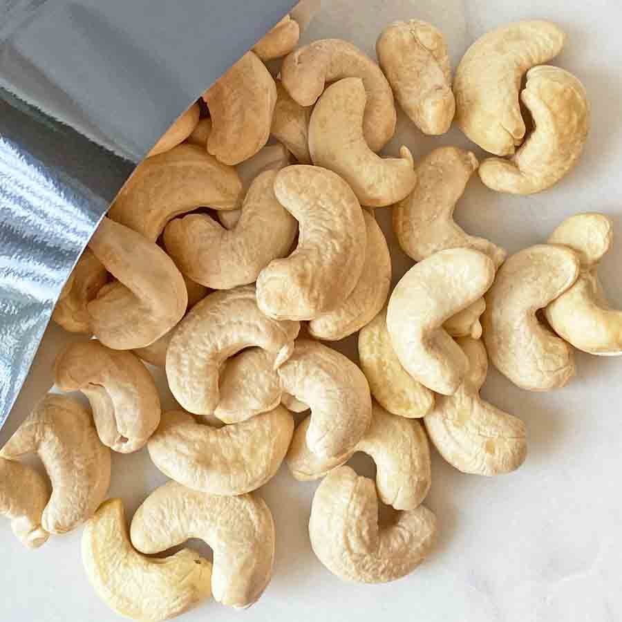 CASHEW NUTS IMAGE 1